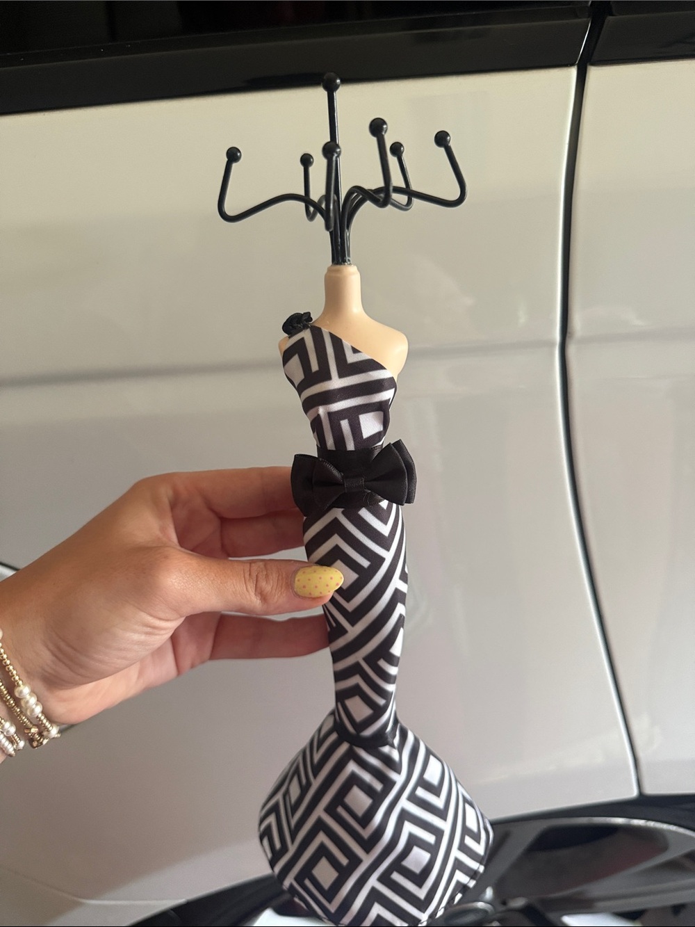 Black & White Dress Form Jewelry Stand - Elegant Accent